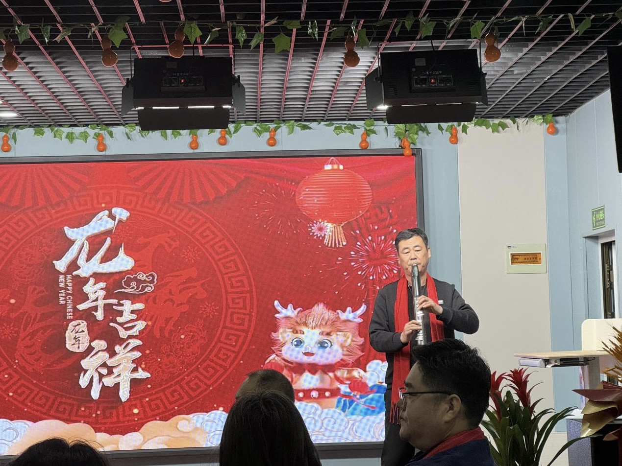 太平镇崔庄村举办“文艺汇演庆元旦 欢声笑语迎新年”联欢活动