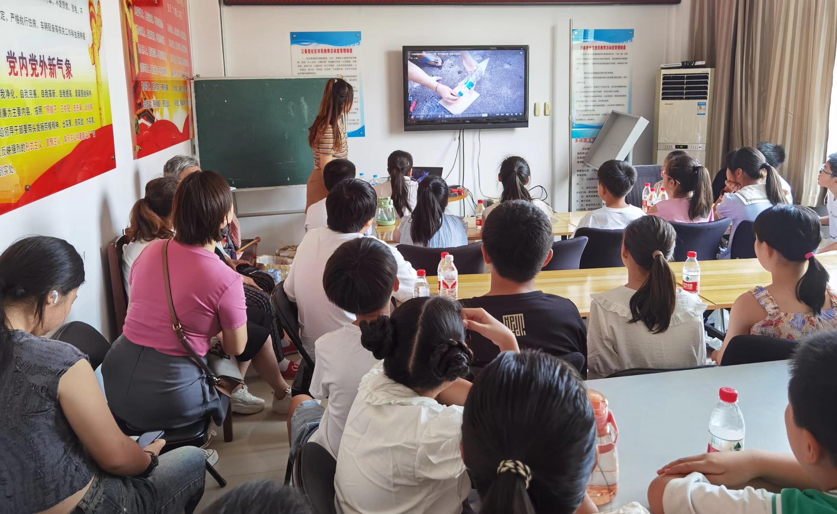 4716be7fe1264302adb3a04bbac08571