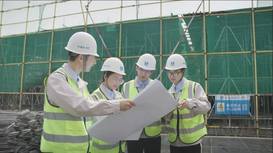 1746328850811091225.jpeg?h=606&w=1080