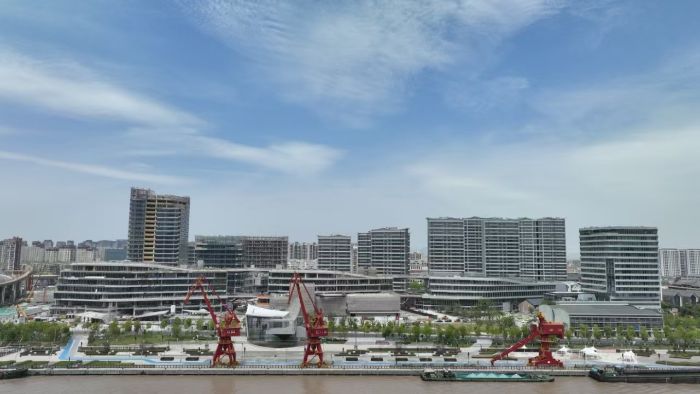 1748075415353020177.jpg 1748075415353020177.jpg