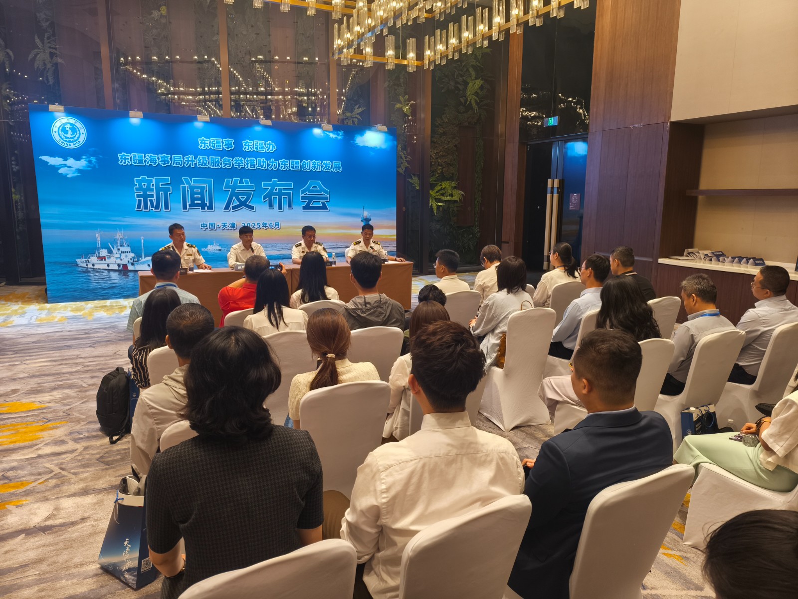 1749639895539059712.jpg 1749639895539059712.jpg