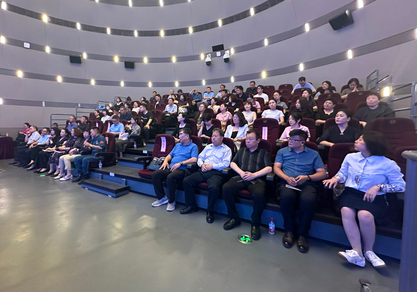 1750832241845010165.jpg 1750832241845010165.jpg