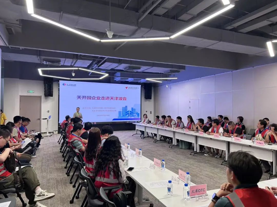 1753321135308035162.jpg 1753321135308035162.jpg