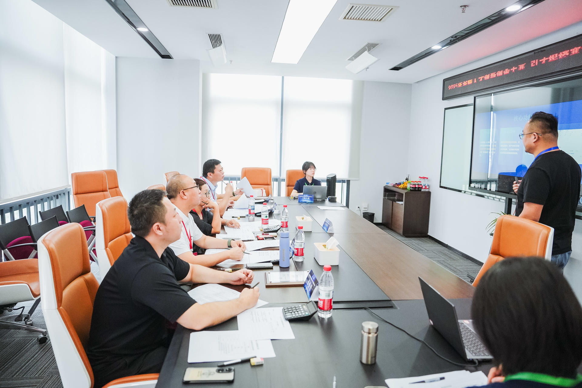 e6fa3e2cf73b4658a6314396f29a5c1d