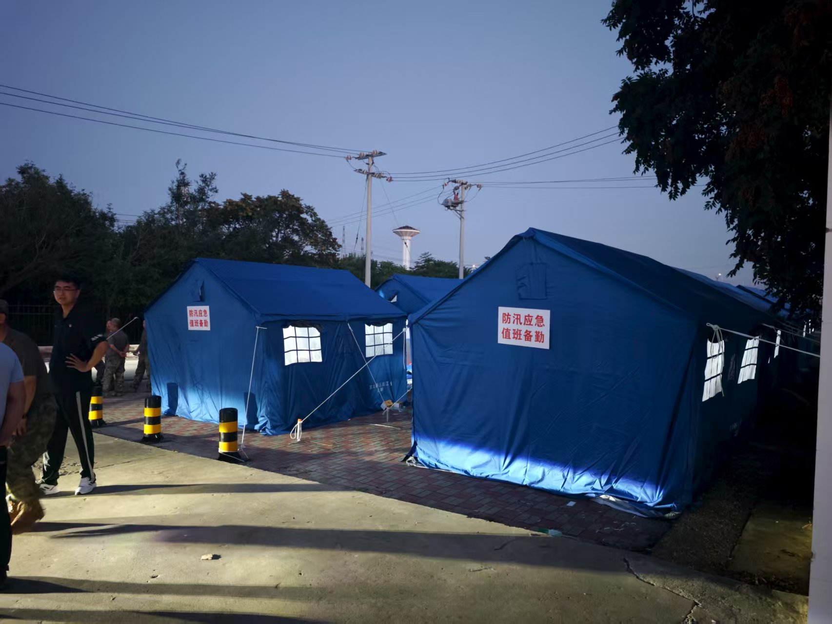 1757426683937089579.jpg 1757426683937089579.jpg