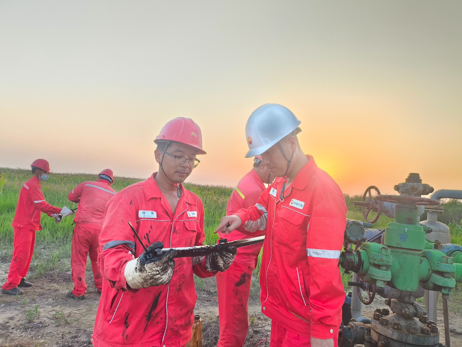 1758523542859045240.jpg 1758523542859045240.jpg