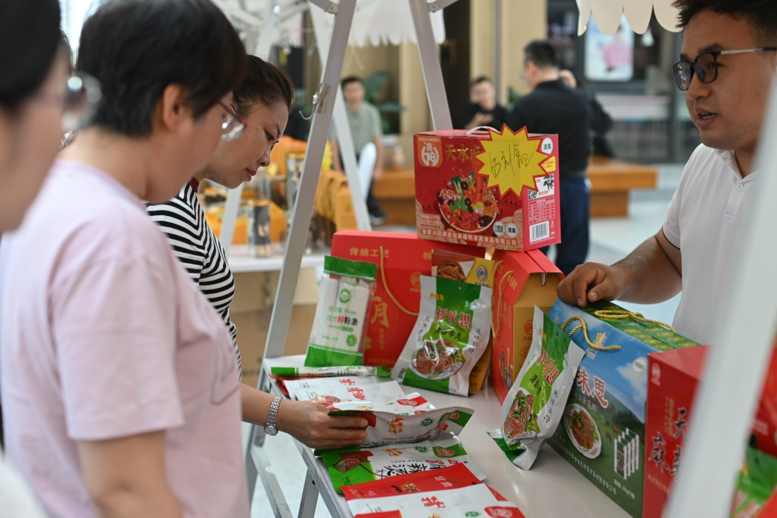 1759068086737048143.jpg 1759068086737048143.jpg