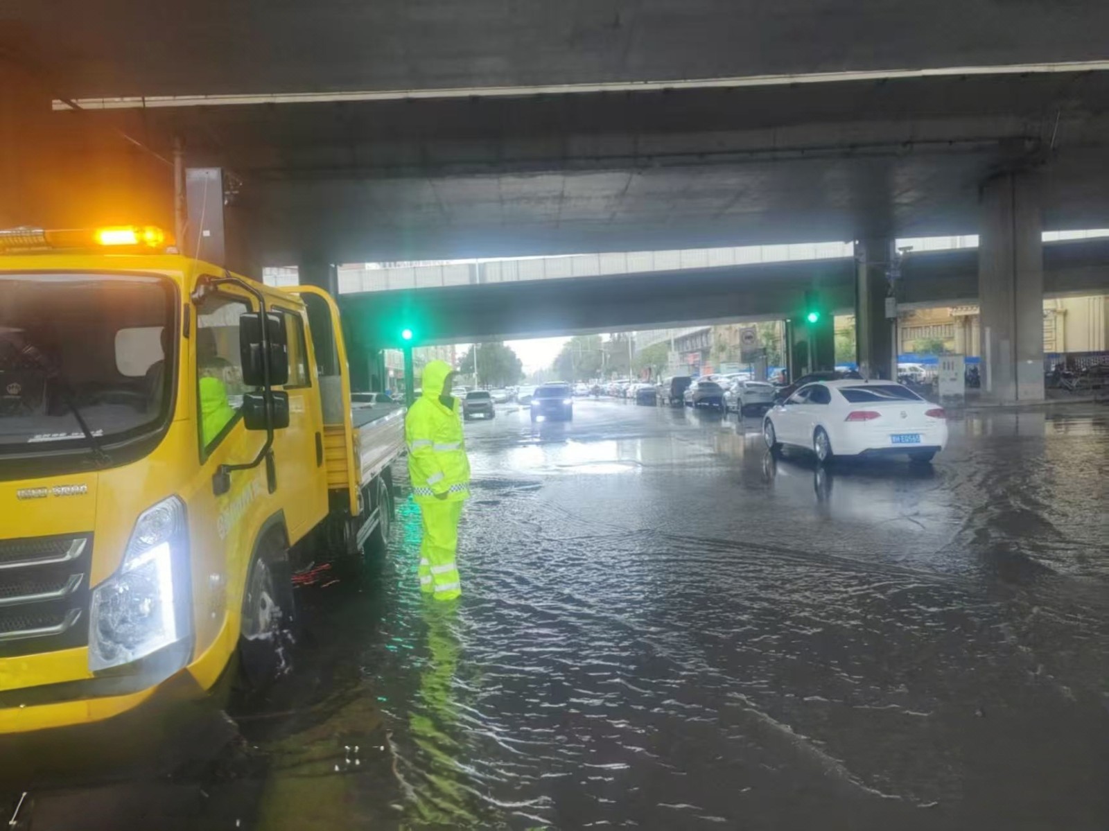 1759988590623018506.jpg?h=1199&w=1600