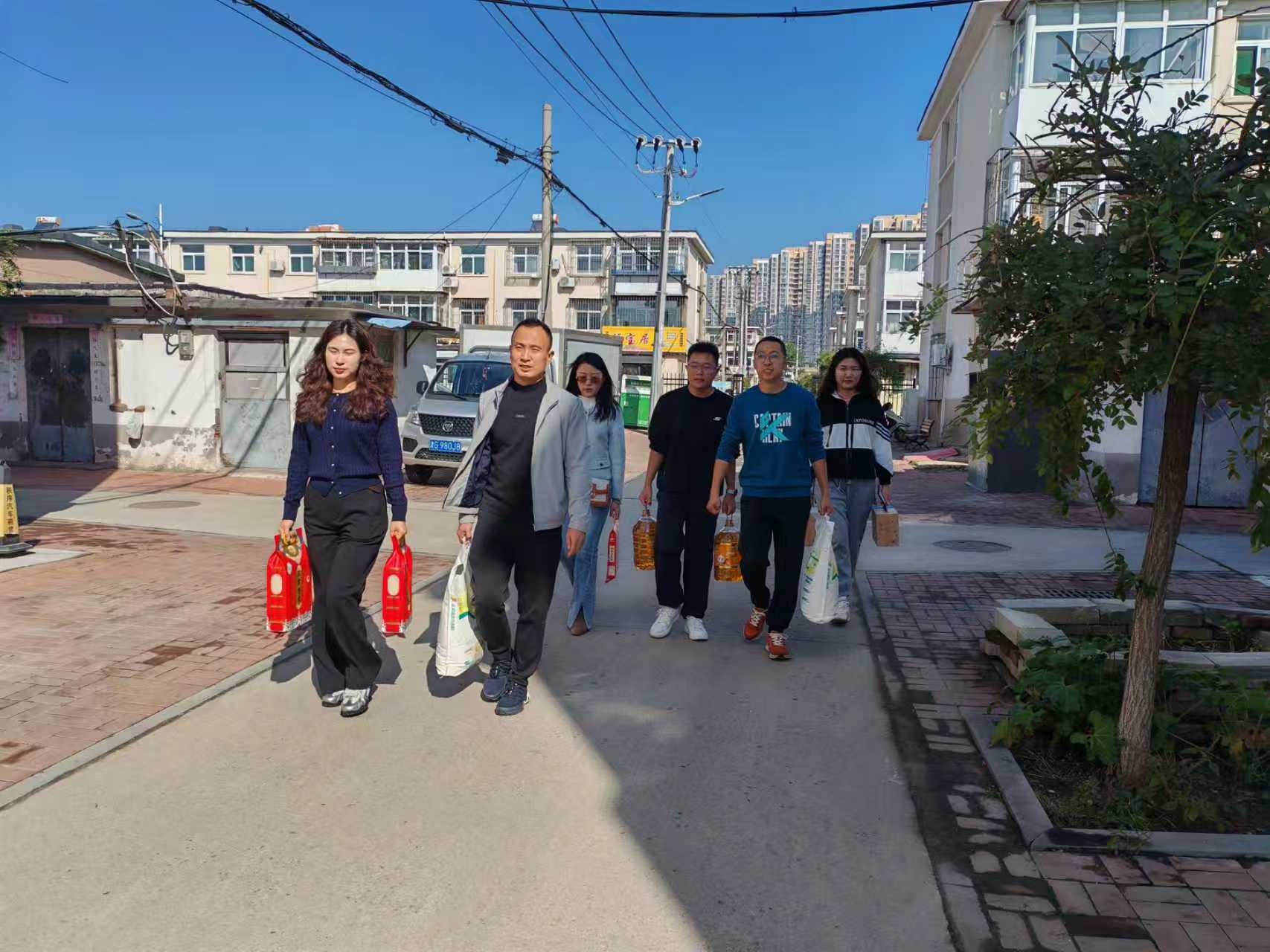 1760408131500013728.jpg 1760408131500013728.jpg