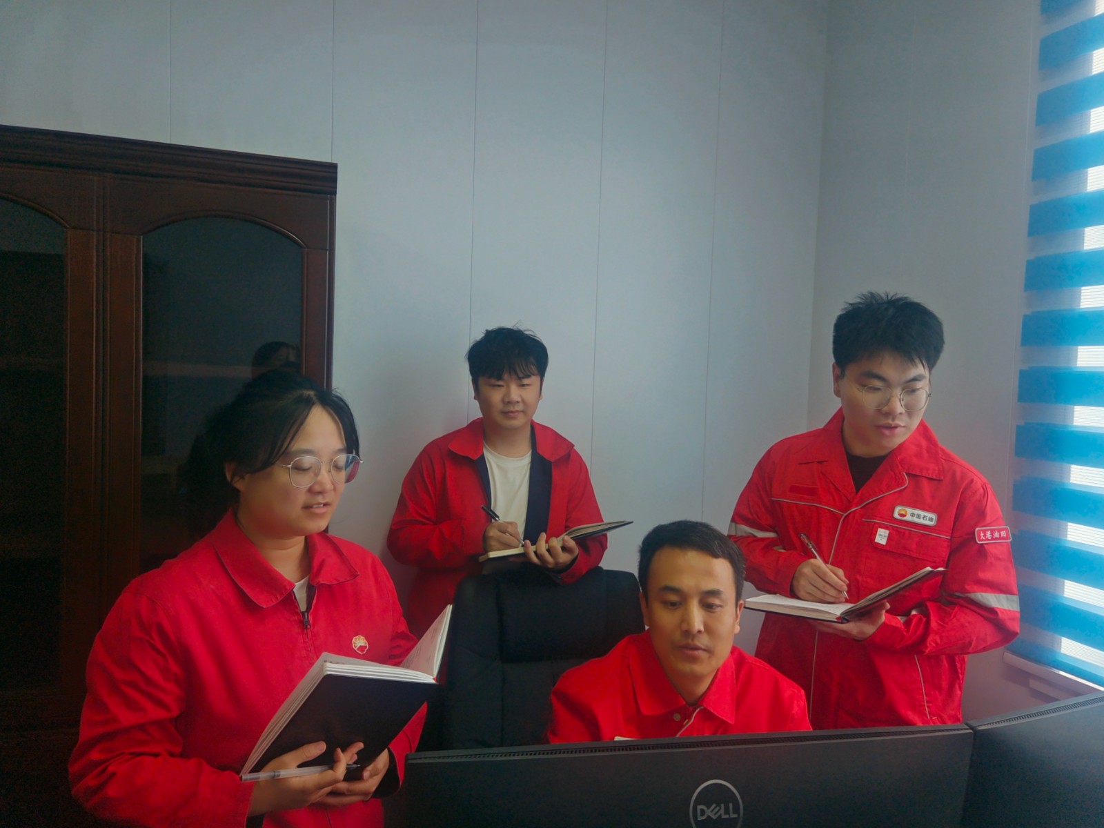 1760666207407021068.jpg 1760666207407021068.jpg