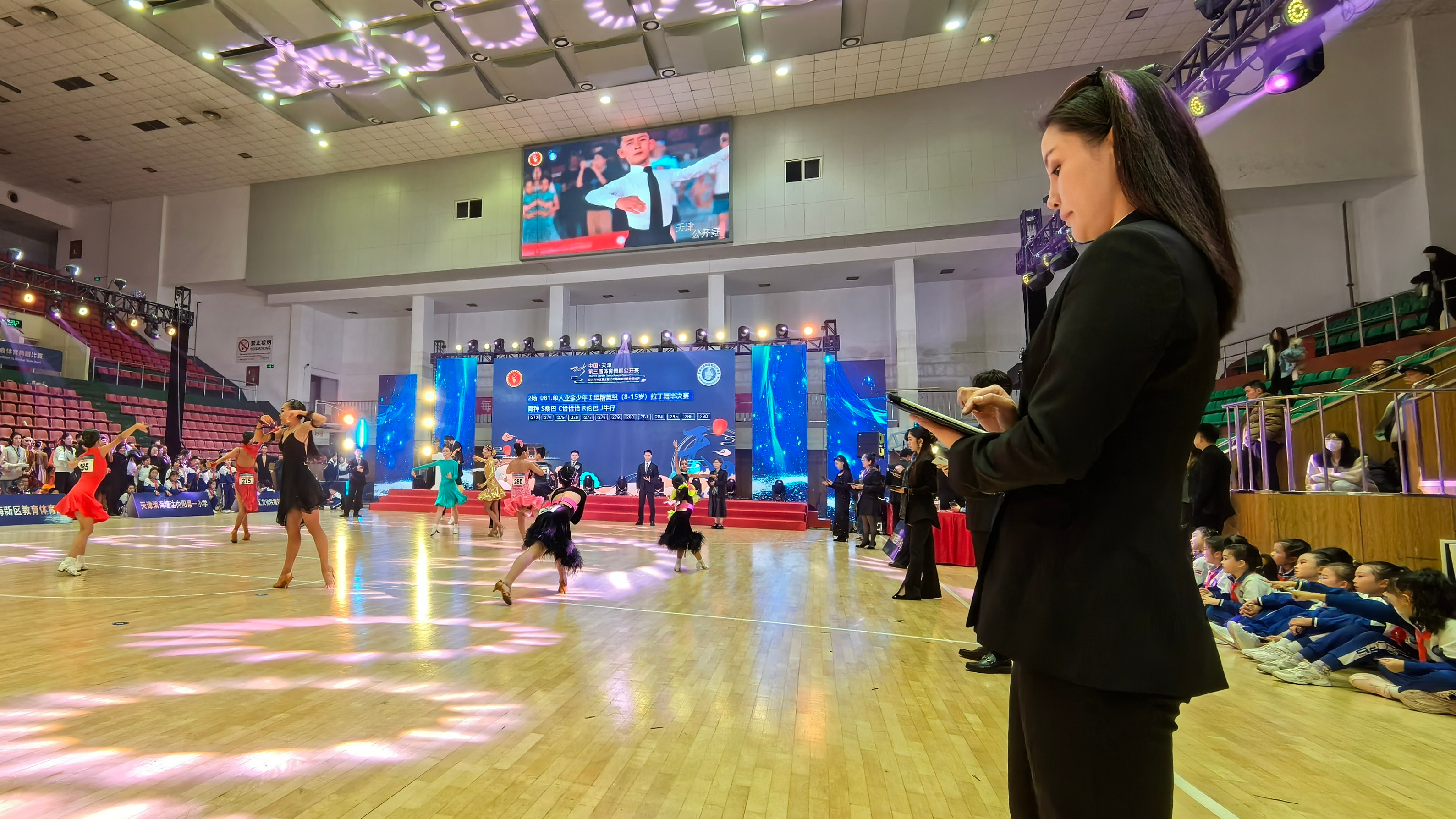 c4f415e30a0843cab31a6166cbea608f