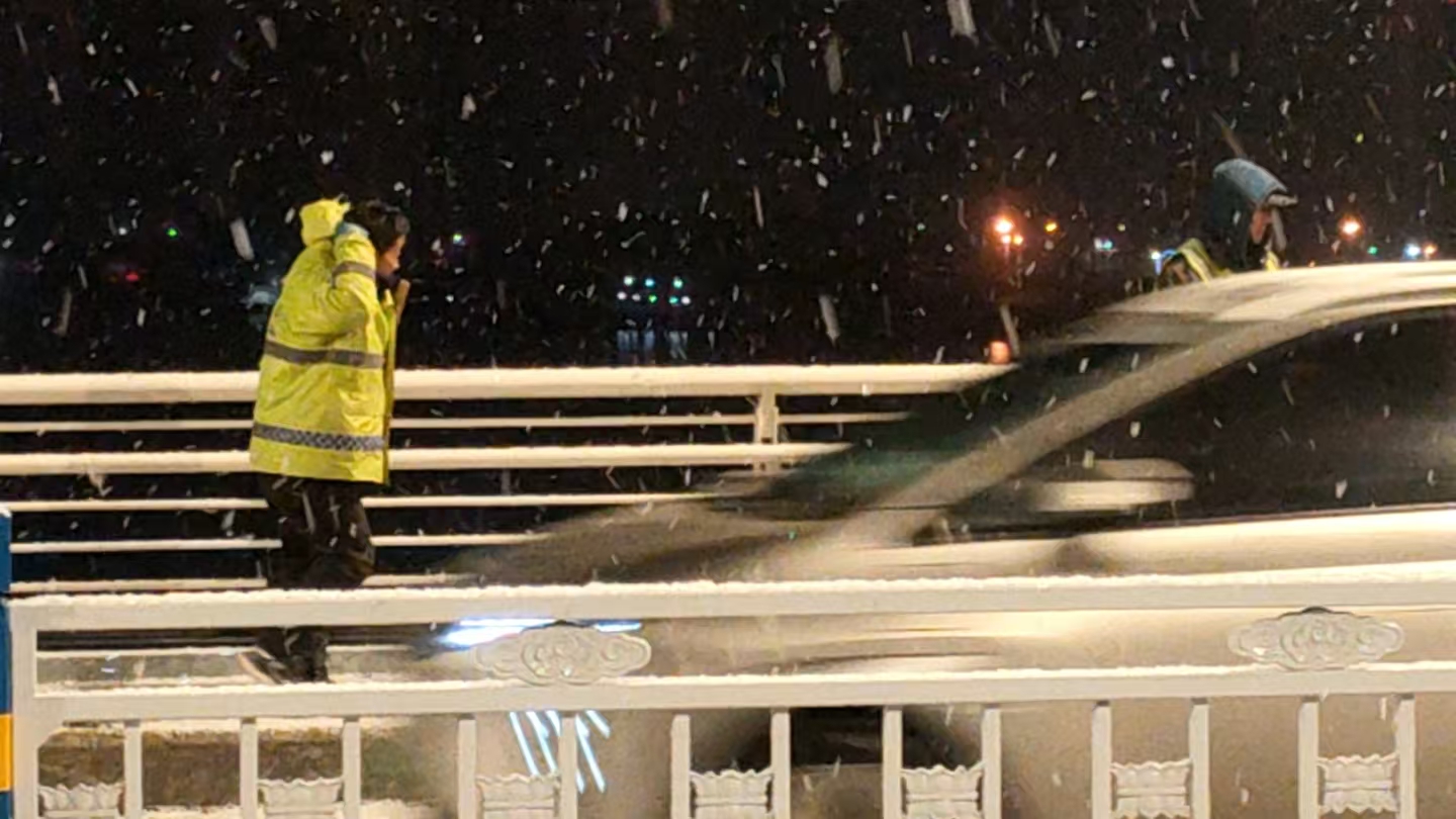 e6bfb30b326341639d3cb06b7a13322e