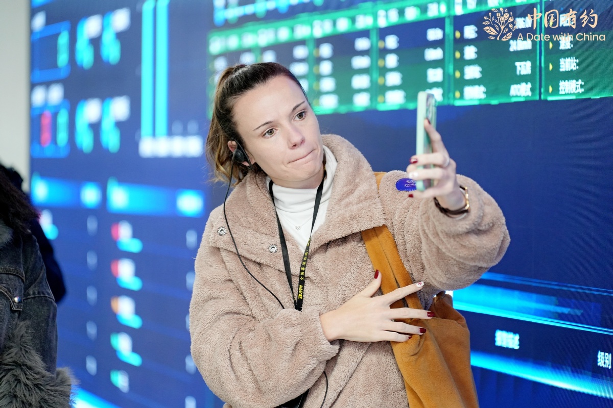 693f99f2a310942c0d5bf16e