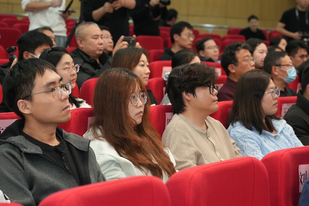 82db038096bd4c5290e054457f8c5b5f